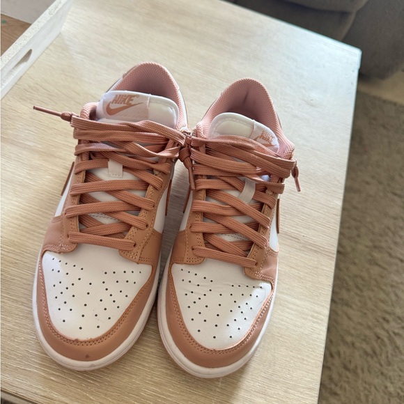 Nike dunks - Picture 2 of 4